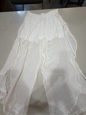BCX White Elastic Waist Pull-On Pants